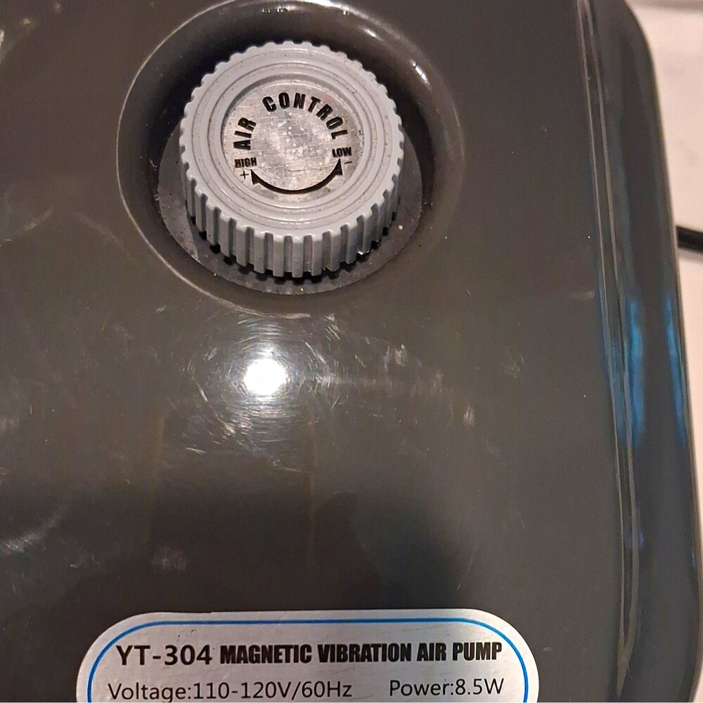 YT-304 4 outlets Magnetic Vibration Aquarium Air Pump 8.5W 110-120V 60Hz 120 gal